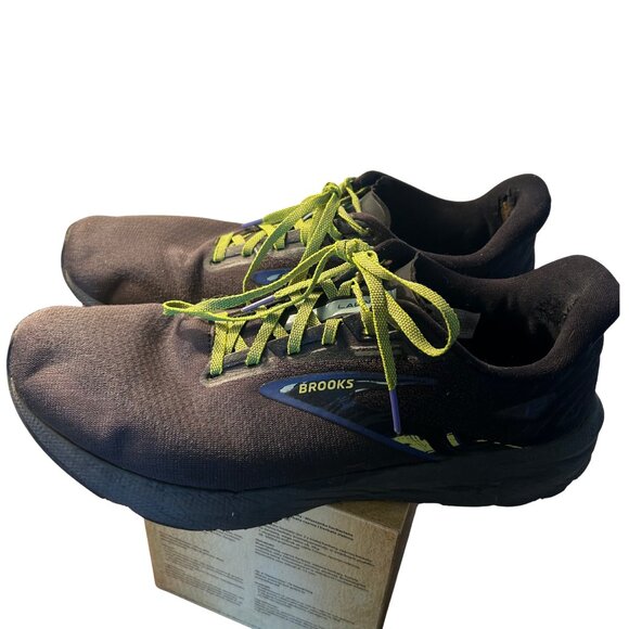 Size 13 - Brooks Launch 10 Mens running shoes Black/Liberty/Ebony - Picture 1 of 5